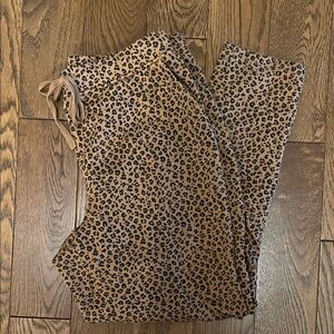 Lou & Grey Tan Leopard Print Joggers